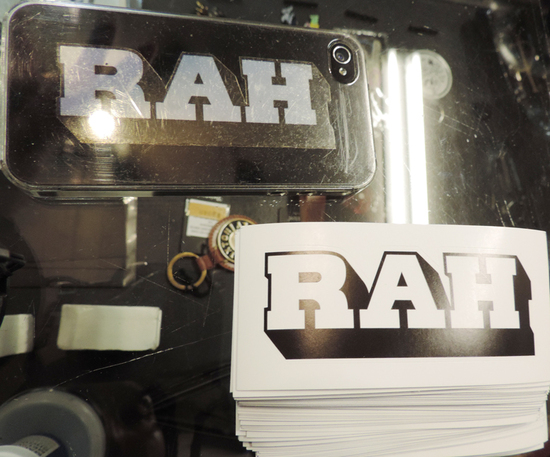 2016-rah-middle-sticker.jpg