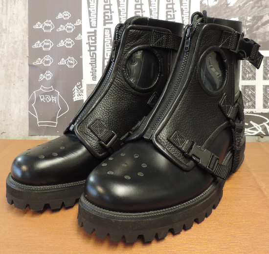 takumi-gasmask-special-hand-made-boot-rah-yokohama-japan.jpg