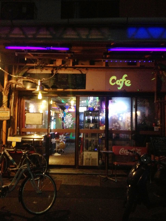 Cafe&bar-LIAN-og-true-me.jpg