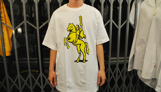 horse-tshirt-white-yellow.jpg